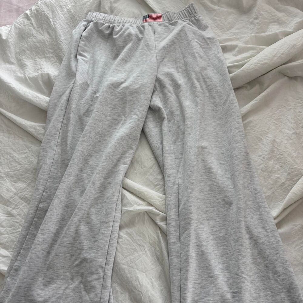 SHEIN Flare Women's Grey Embroidered American Flag Medium Joggers Sweatpants